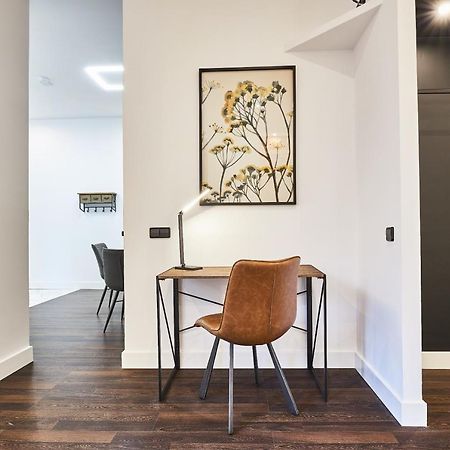 Castellana Ii, By Presidence Rentals Madrid Esterno foto